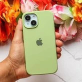 قاب سیلیکونی iPhone 13 مناسب استفاده روزمره